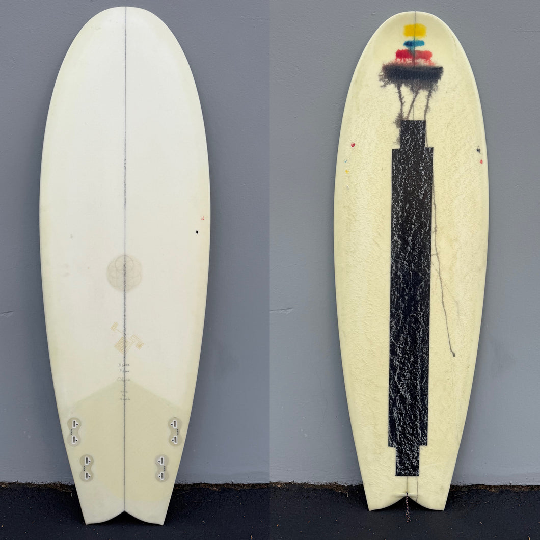 0348 - Space Time Surfboards 5'5